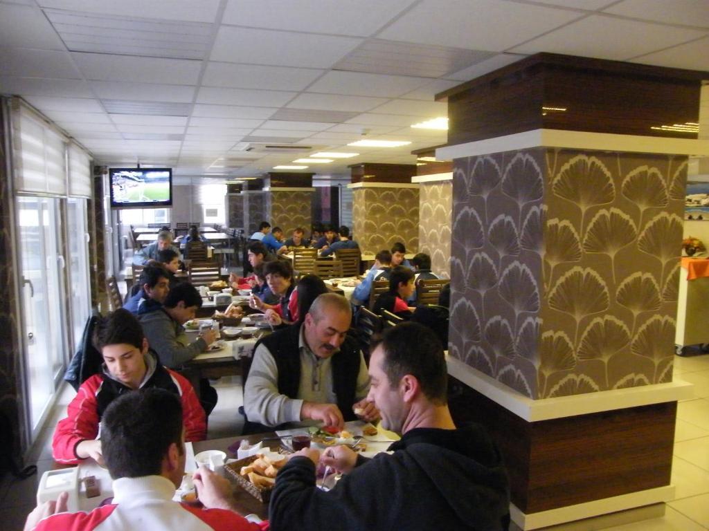 Egemen Hotel Mersin  Esterno foto