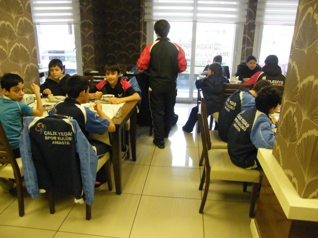 Egemen Hotel Mersin  Esterno foto